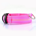 Collar de mascotas luminoso de LED